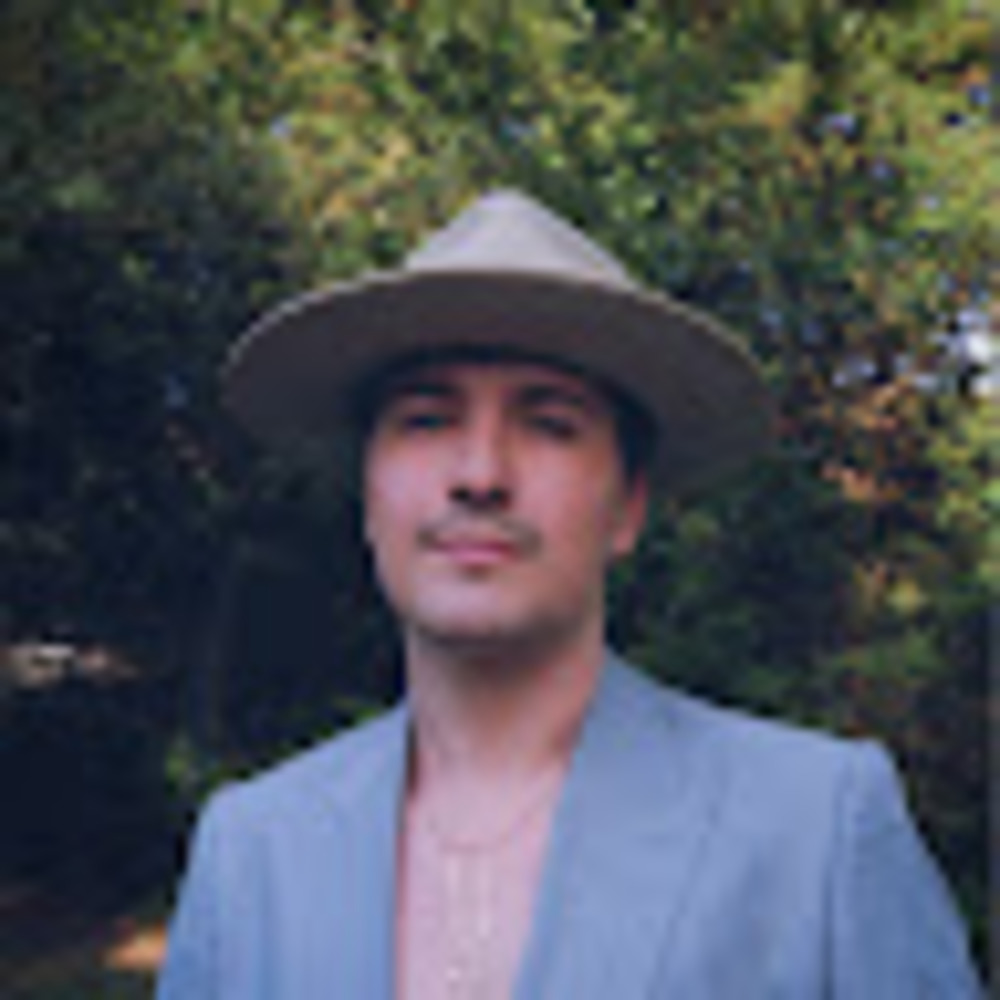 Meet your Posher, Blaine